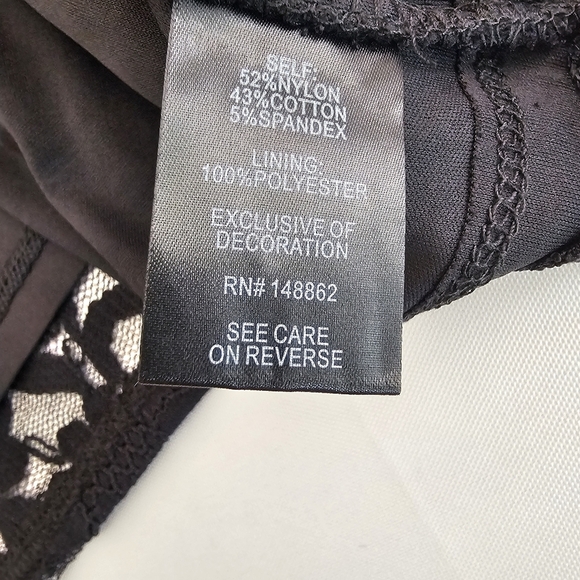 NWT Torrid Stretch Lace V-Neck Tank Black Sleeveless Top Shell Plus Size 1X - Picture 12 of 14